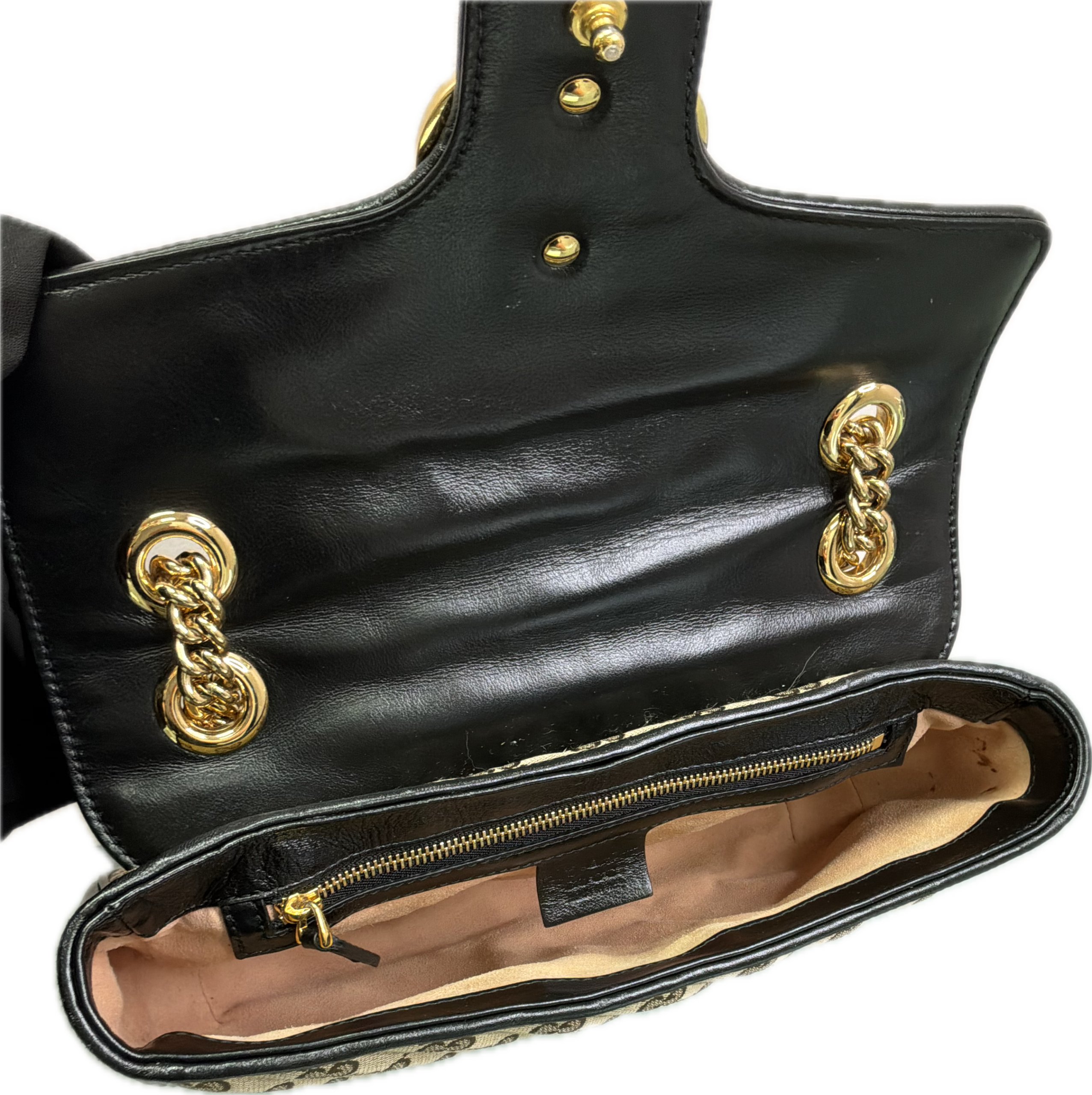 Gucci GG Matelassé Marmont Chain Crossbody Bag - Image 5