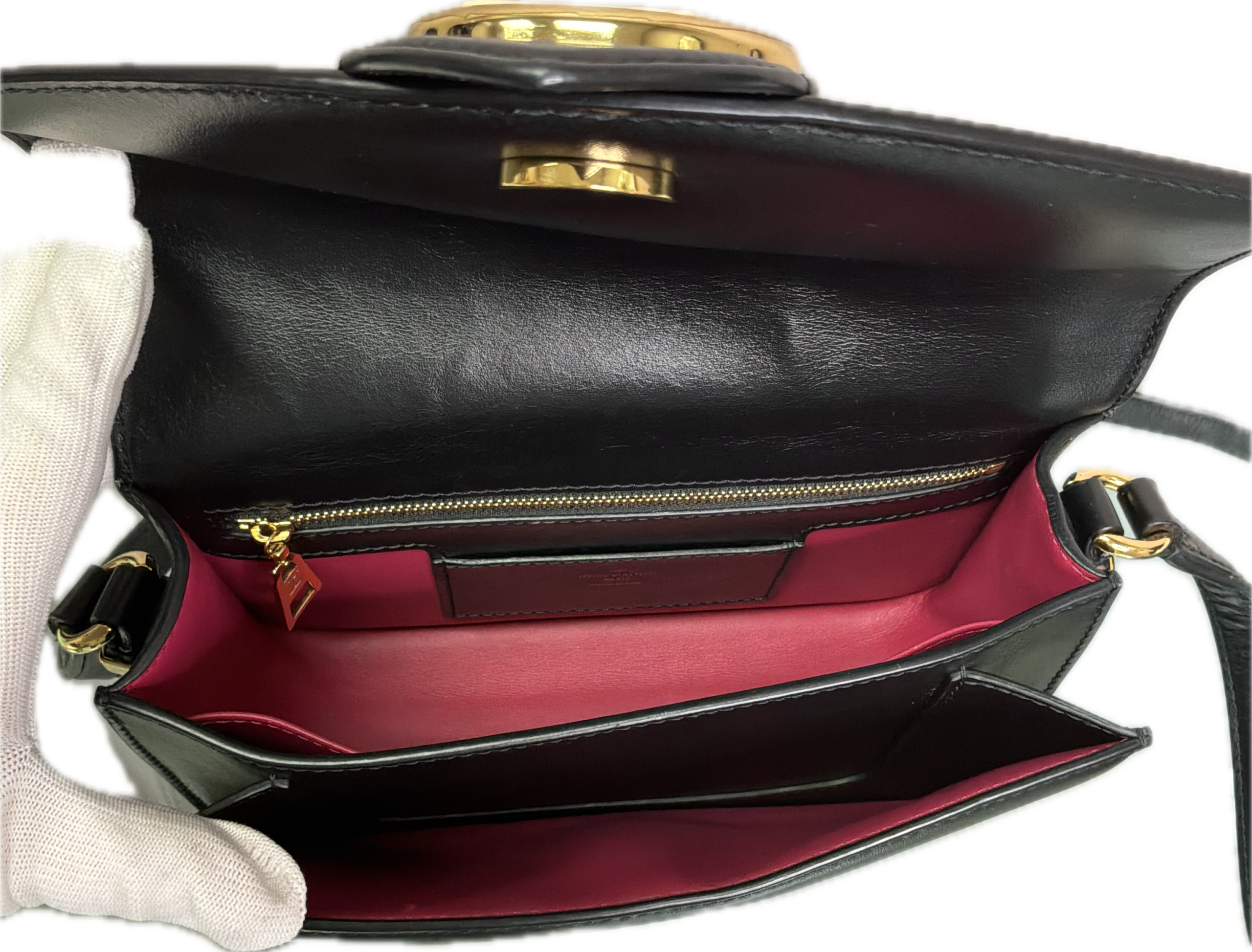 Louis Vuitton Pont 9 Black Smooth Calfskin Crossbody Bag - Image 5