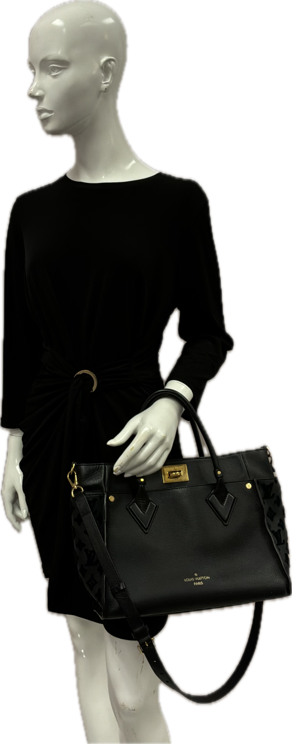 Louis Vuitton On My Side MM Black Leather Tote Bag - Image 6