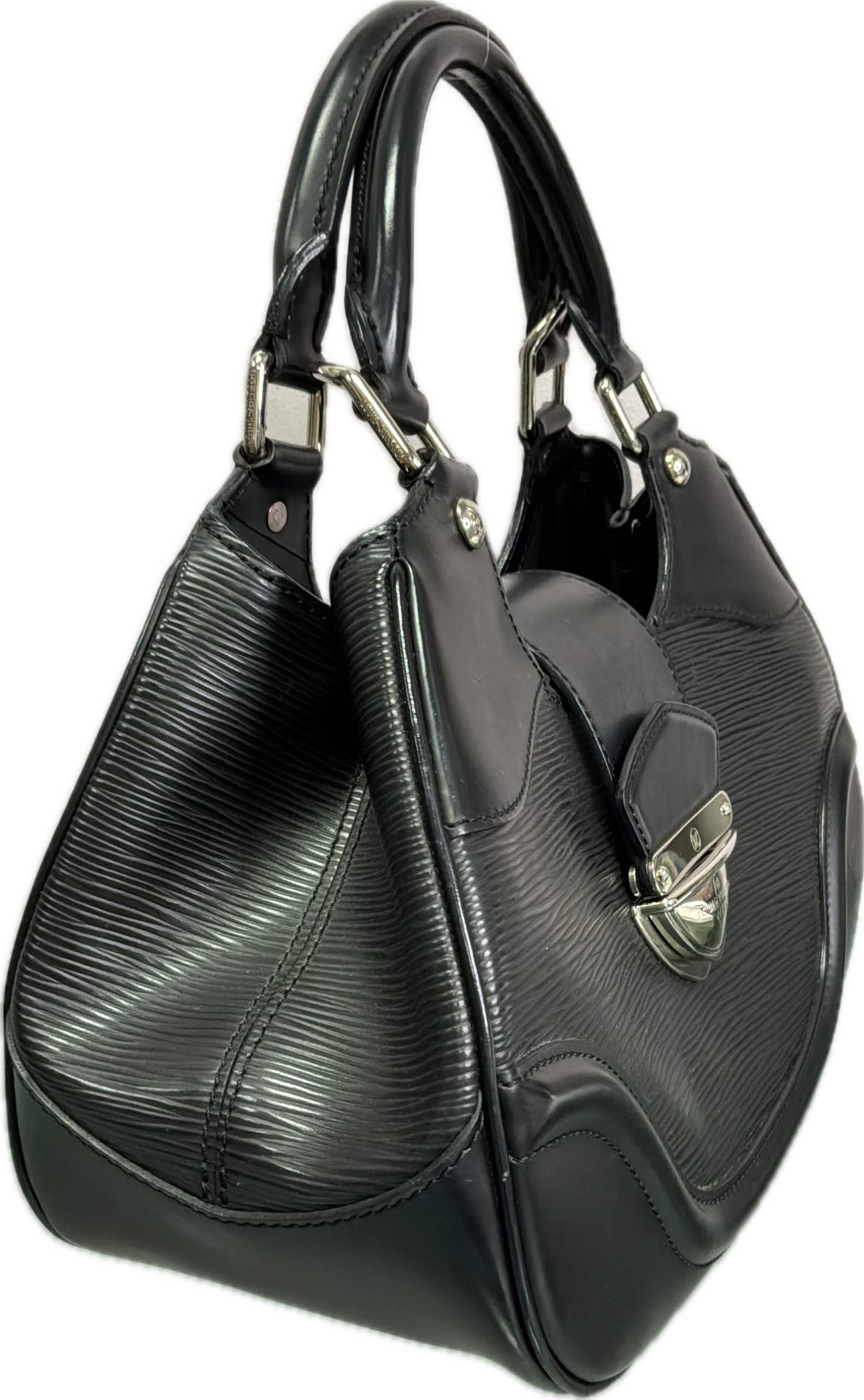 Louis Vuitton Montaigne Black Epi Leather Handbag - Image 3