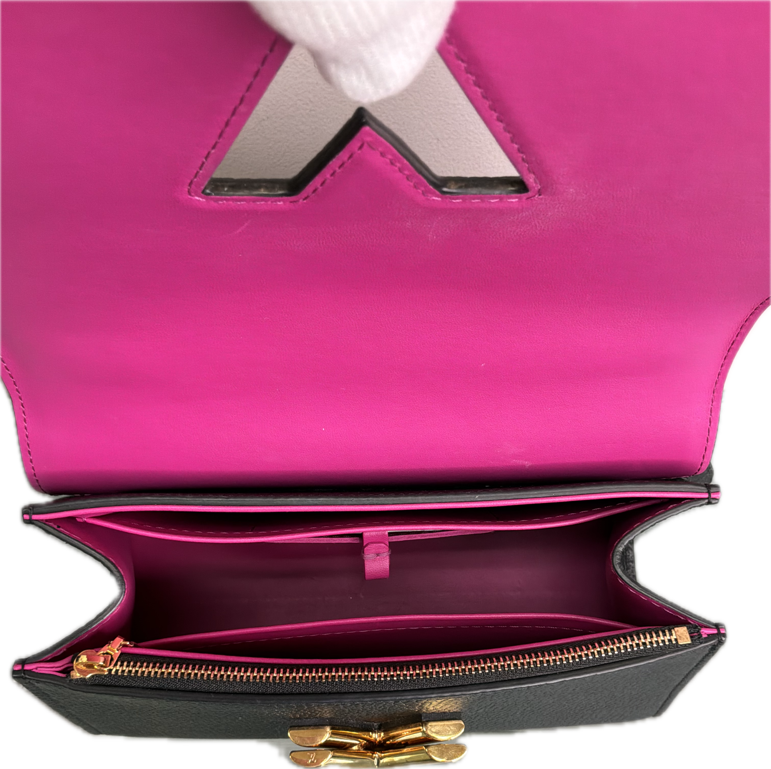 Louis Vuitton Twist MM Black Leather Top Handle Crossbody Bag - Image 5